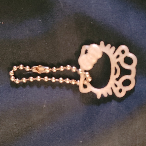 Hello Kitty Glow in the Dark and other HK Keychain Pendants - Picture 5 of 9